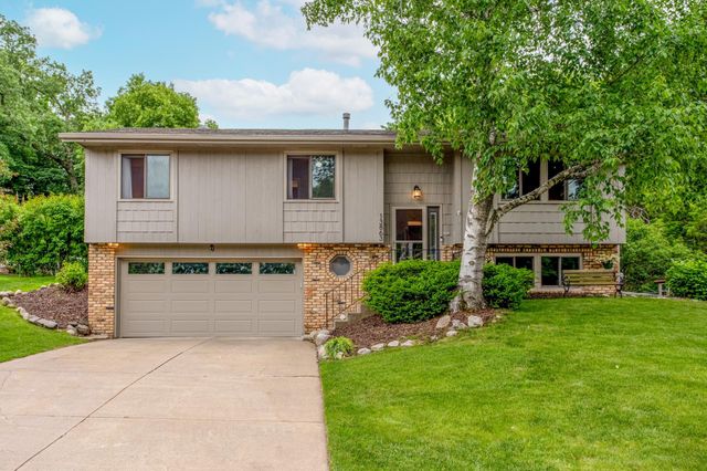 13863 62nd Avenue N, Maple Grove, MN 55311