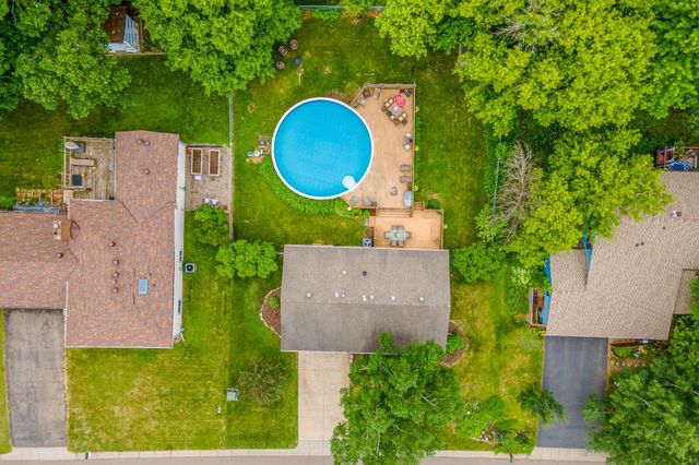 13863 62nd Avenue N, Maple Grove, MN 55311