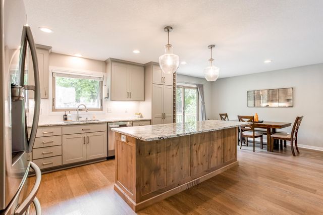 13863 62nd Avenue N, Maple Grove, MN 55311