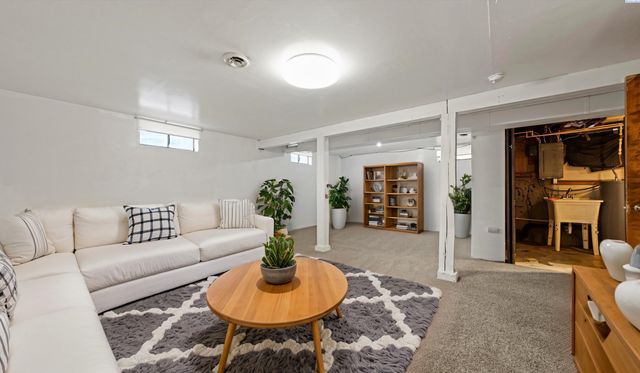 1613 S Fruitland, Kennewick, WA 99337