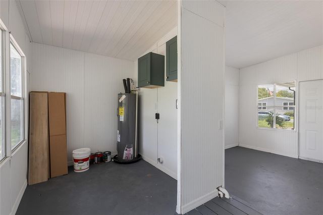 814 ROSEAPPLE AVENUE, Lady Lake, FL 32159