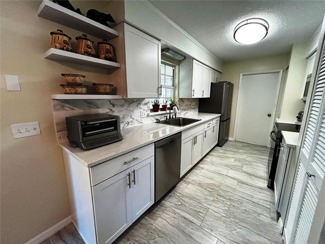 700 SWARTHMORE ROAD, Deland, FL 32724