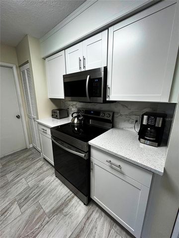 700 SWARTHMORE ROAD, Deland, FL 32724