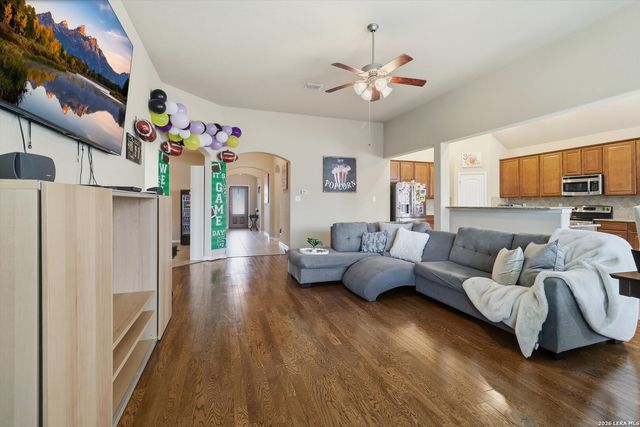 209 LUDWIG, Boerne, TX 78006