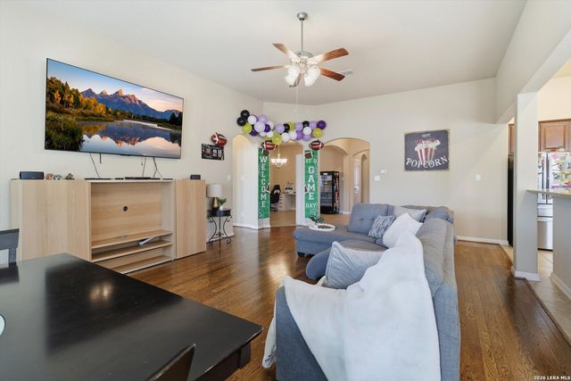 209 LUDWIG, Boerne, TX 78006