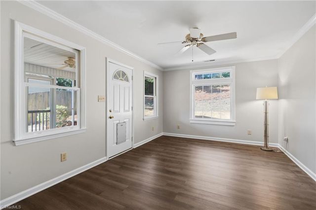 1056 Gales Avenue, Winston-salem, NC 27106