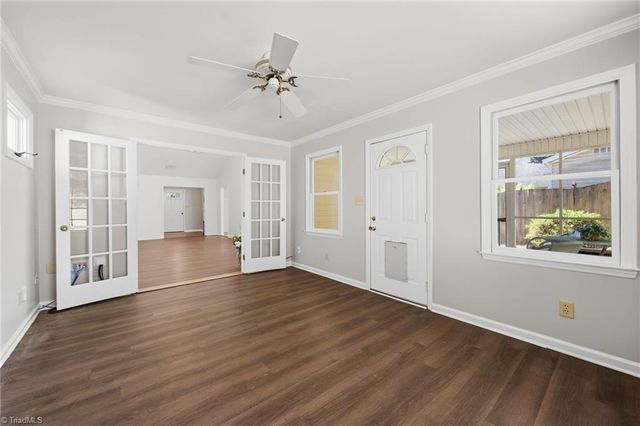 1056 Gales Avenue, Winston-salem, NC 27106