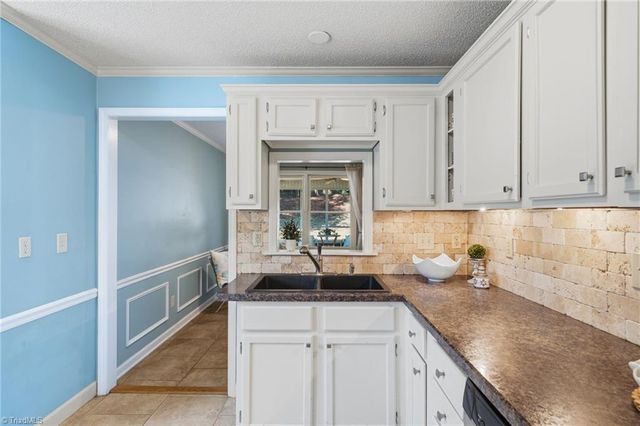 1056 Gales Avenue, Winston-salem, NC 27106
