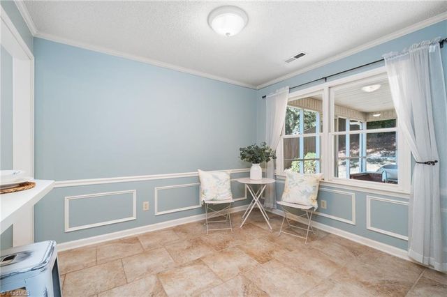 1056 Gales Avenue, Winston-salem, NC 27106