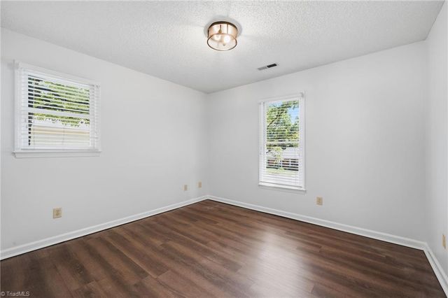 1056 Gales Avenue, Winston-salem, NC 27106