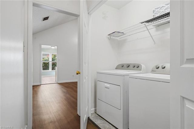 1056 Gales Avenue, Winston-salem, NC 27106