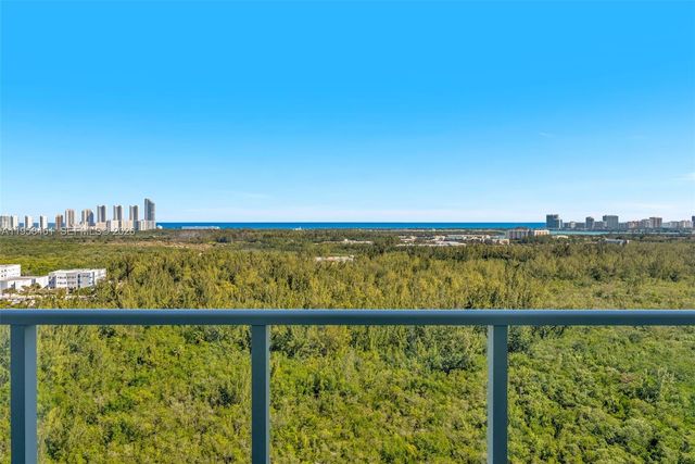 14951 Royal Oaks Lane 2201, North Miami, FL 33181