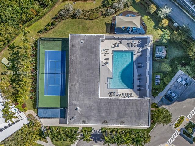 14951 Royal Oaks Lane 2201, North Miami, FL 33181