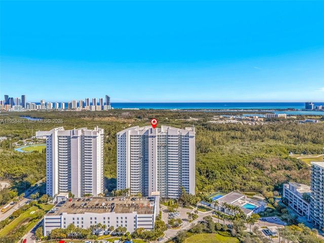 14951 Royal Oaks Lane 2201, North Miami, FL 33181