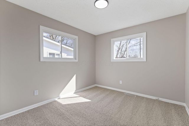 102 Redmond Road, Columbus, OH 43228