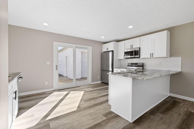 102 Redmond Road, Columbus, OH 43228