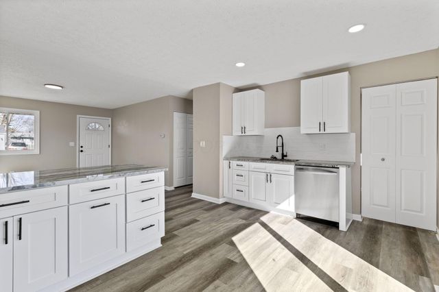 102 Redmond Road, Columbus, OH 43228