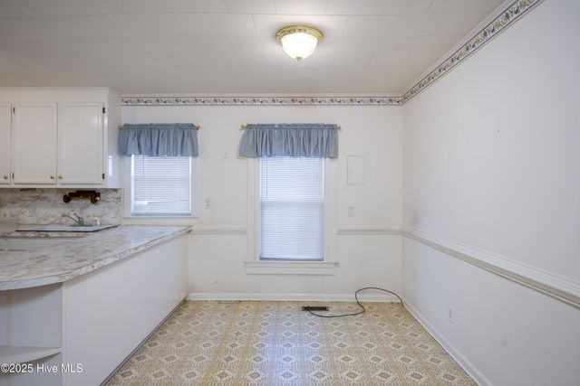 100 North Boulevard, Clinton, NC 28328