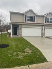 940 Penny Court, Hobart, IN 46342