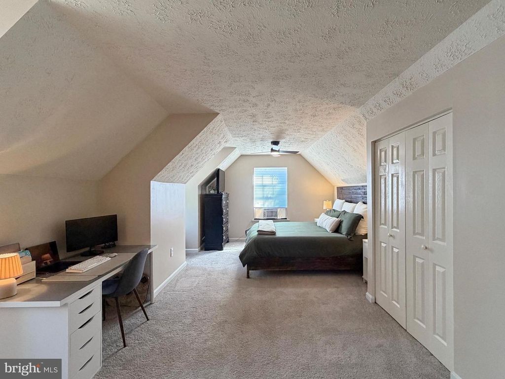 Image 52 of property listing at 5018 REDHORSE CT, Waldorf, MD 20603