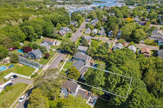 619 Bailey Avenue, Greenport, NY 11944