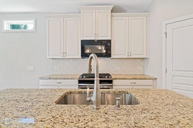400 Laurel Spring Court, Canton, GA 30114