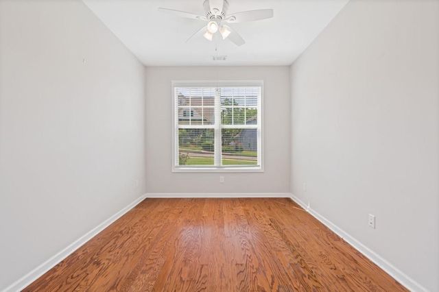 400 Laurel Spring Court, Canton, GA 30114