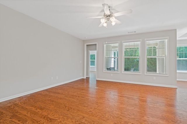 400 Laurel Spring Court, Canton, GA 30114