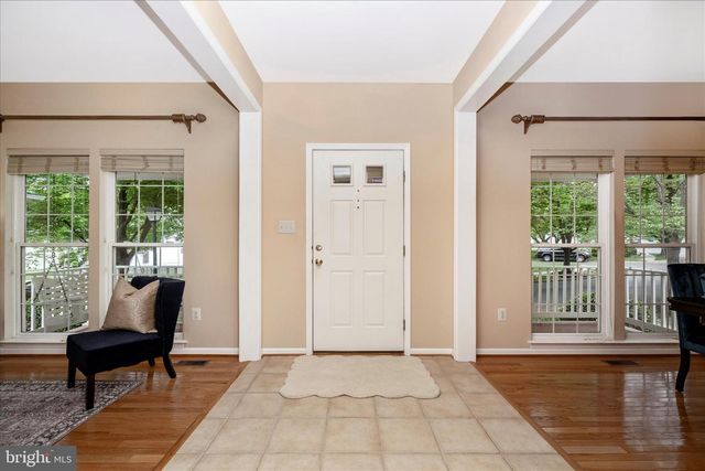18933 FOUNTAIN HILLS DR, Germantown, MD 20874
