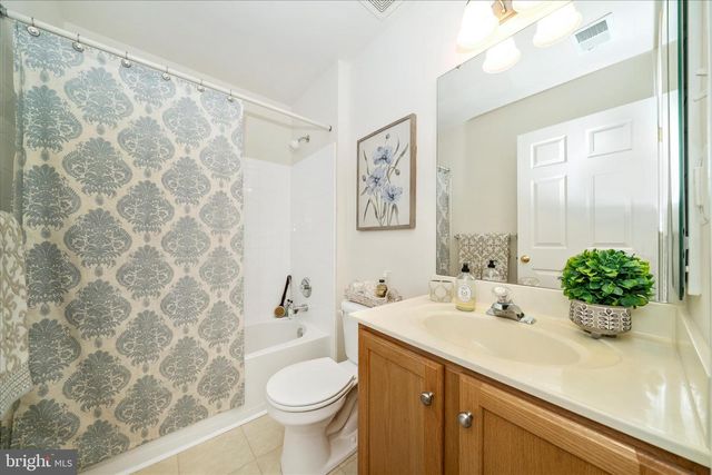 18933 FOUNTAIN HILLS DR, Germantown, MD 20874