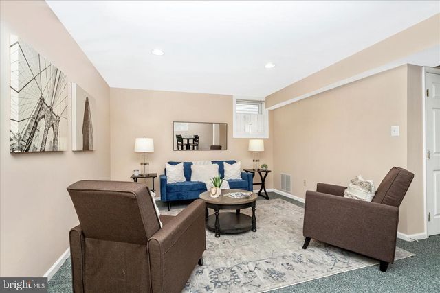 18933 FOUNTAIN HILLS DR, Germantown, MD 20874