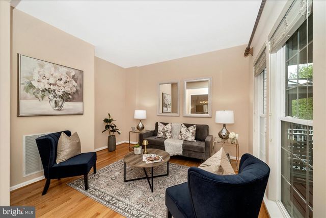 18933 FOUNTAIN HILLS DR, Germantown, MD 20874