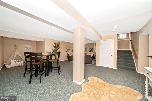 18933 FOUNTAIN HILLS DR, Germantown, MD 20874