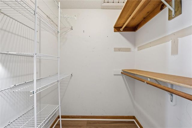 23313 S Aero Drive, Peculiar, MO 64078