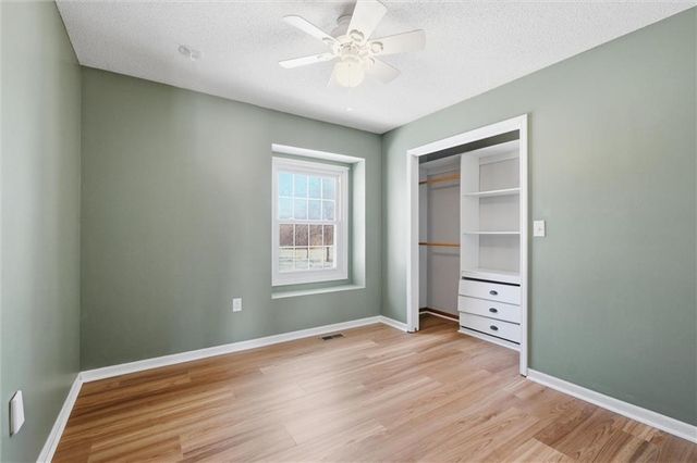 23313 S Aero Drive, Peculiar, MO 64078