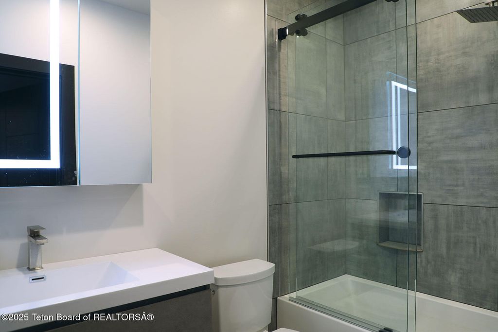 868 DIAMANDIS DR., Alpine, WY 83128 photo 12