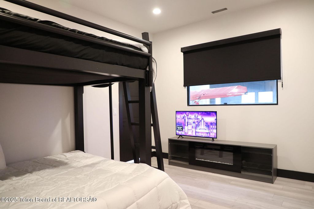 868 DIAMANDIS DR., Alpine, WY 83128 photo 14