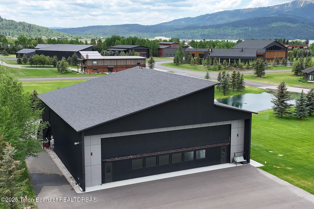 868 DIAMANDIS DR., Alpine, WY 83128 photo 2