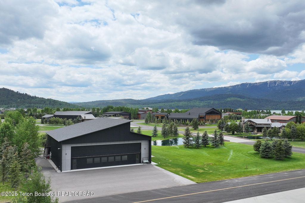 868 DIAMANDIS DR., Alpine, WY 83128 photo 26