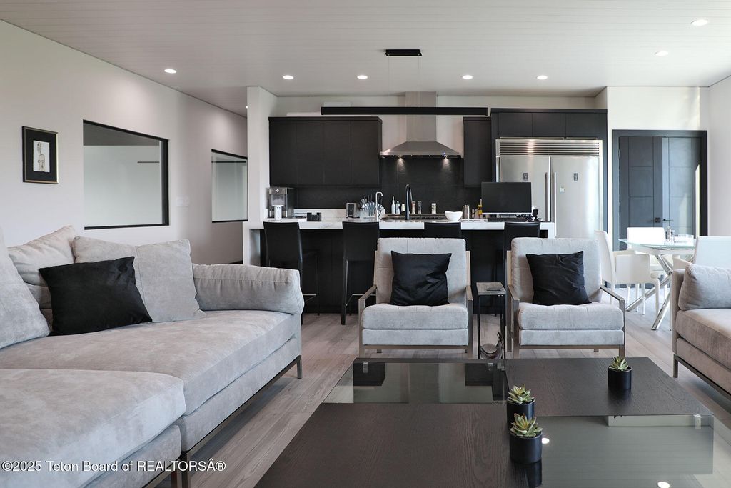 868 DIAMANDIS DR., Alpine, WY 83128 photo 6