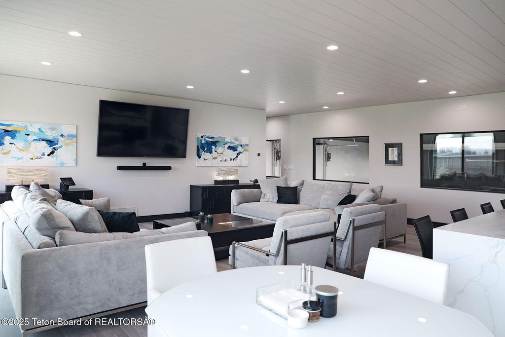 868 DIAMANDIS DR., Alpine, WY 83128 photo 8