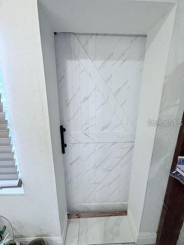 10004 MEMORIAL HIGHWAY, Tampa, FL 33615