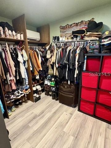 10004 MEMORIAL HIGHWAY, Tampa, FL 33615