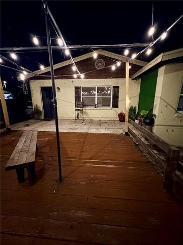 10004 MEMORIAL HIGHWAY, Tampa, FL 33615