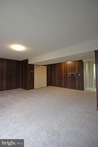 8022 NORTHUMBERLAND RD, Springfield, VA 22153