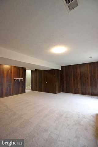 8022 NORTHUMBERLAND RD, Springfield, VA 22153