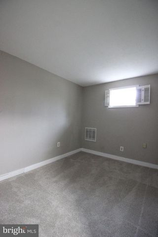 8022 NORTHUMBERLAND RD, Springfield, VA 22153