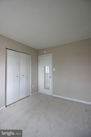 8022 NORTHUMBERLAND RD, Springfield, VA 22153