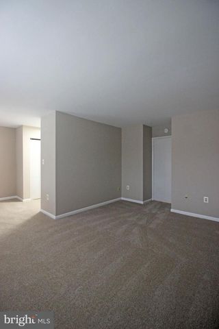 8022 NORTHUMBERLAND RD, Springfield, VA 22153