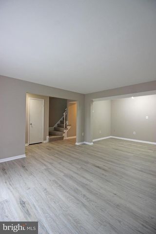 8022 NORTHUMBERLAND RD, Springfield, VA 22153